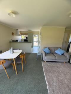 River Cottage 1 Piwakawaka blue Cottage 2 Kereru orange - 0