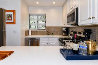 Spacious 2BR condo with pool, fireplace,at Silverado Country Club - 7