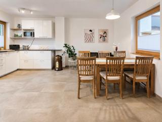 Modernes Ferienhaus mit großer Küche, Terrasse & Garten - Bad Camberg - 7