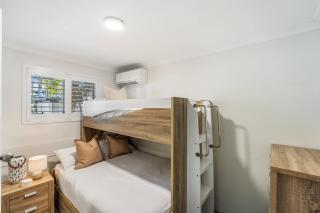 Absolute Beachfront Apartment 3B - 6