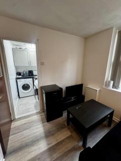 Stylish Studio In Manchester City Centre - Sleeps 3 - 9