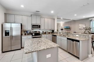 6 Bedrooms 6 Bathrooms Encore 7514 Ma - 3