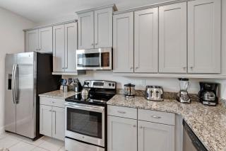 6 Bedrooms 6 Bathrooms Encore 7514 Ma - 2
