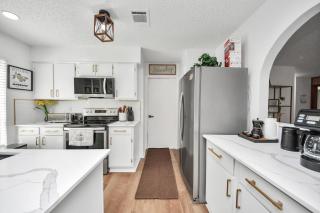 Cozy Katy Stay-40 mins from FIFA World cup! - 2