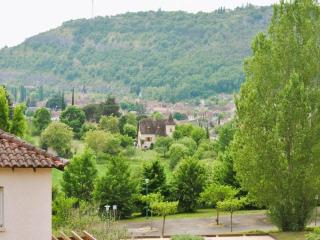 8-Guest Carayac Villa with Heated Pool - 9