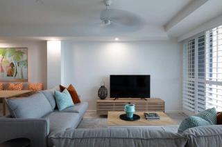 Beachfront Villa - 6