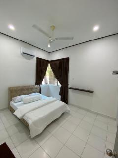 PL Homestay 2 - 4