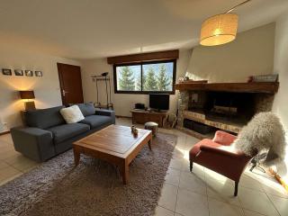 Maison spacieuse, jardin, vue montagne - 10 pers. - FR-1-883-12 - 0