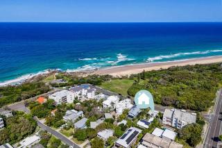 Barra Luxe Beach House 4BR Yaroomba Beach Stay - 7
