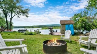 Waterfront, Hot Tub, Dock Kayaks, Movie Game Room - 7