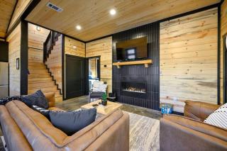 Escape to Hochatown/Broken Bow, Oklahoma Sleeps 10 - 3