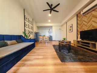 Mykey The Quartz Studio For Couple Netflix Near Jonker - 6