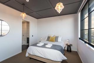Vibrant 3BR Petone Stay with Foosball & City Views - 1