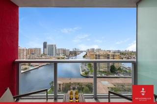 Bright Studio Intracoastal View High Floor - 0