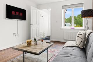 Family-Friendly 3BR Home with Games - 5