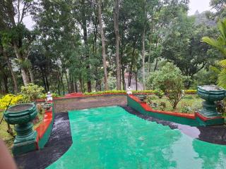 Royal Mount Hotel - 3
