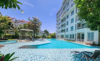 Renovated 1 Bedroom 42 sqm with Pool and Gym 3 min to beach - 0