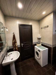 First line apartments - 5