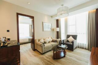 Grand Soluxe Zhongyou Hotel Shenzhen - 2