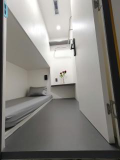 MM HOUSE - Metro Q1 - 1