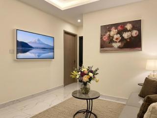 Beverly Solari Haven - 5' Walk to Vincom Mega Mall - 7