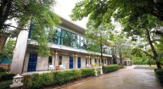 The Forest Home Resort - 2