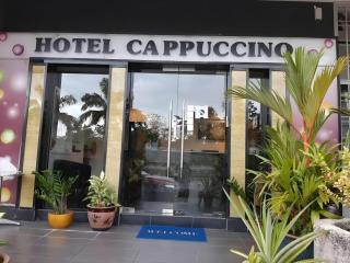 Cappuccino Hotel @ Mount Austin - 3