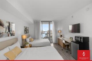 Premium Studio Intracoastal & Sunset Views - 9