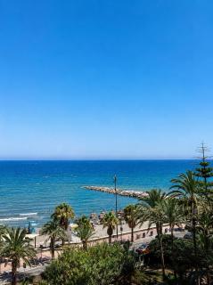 Beachfront Heaven Apartment - Carvajal Beach - 6
