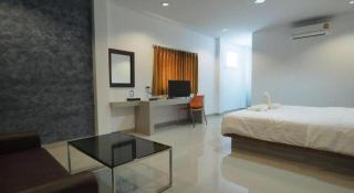 The Phant Hotel - 4