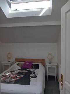 Bright 2-bedroom apartment between Geneva, CERN and Jura - 3