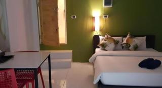The Color Express Hotel - 1
