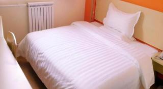 7 Days Inn Luzhou Commercial Pedestrian Street Center - 6