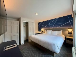 Comfort Inn & Suites Sturbridge-Brimfield - 4