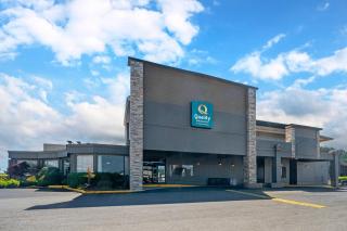 Quality Inn & Suites at Coos Bay - 2