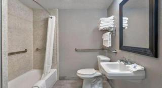 Motel 6 Henderson, NV - 3