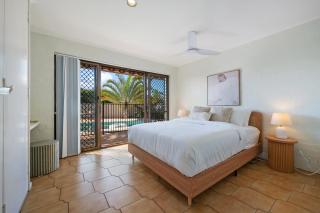 Casa Banksia Waterfront Ocean Views Huge Pool - 4