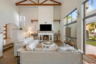 Casa Banksia Waterfront Ocean Views Huge Pool - 9