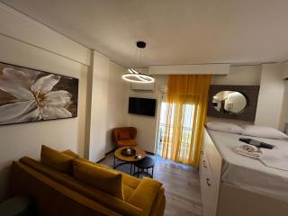 Small Nest - 9