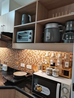 Condo in Pasay 12th flr studio unit-near MOA, PICC - 8