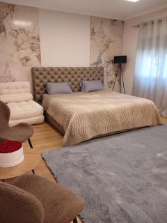 AirAlbania Central Stay - 9