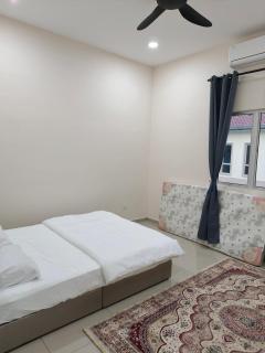 Bonda Homestay Pantai Puteri - 1