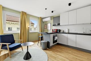 Premium Apartments with Air Conditioning - doverys yard - 2