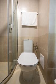 VESTA Dew Modern New Apartment with Free Parking - 0