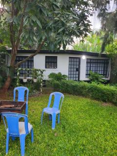 Whole compound stay 2 bedroom Bungalow and Studio kiambu rd - 2