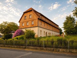 Gutshof 1600 - 9