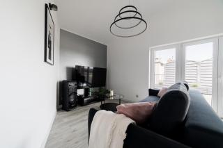 Błażeja Modern Apartment by BookingHost - 8