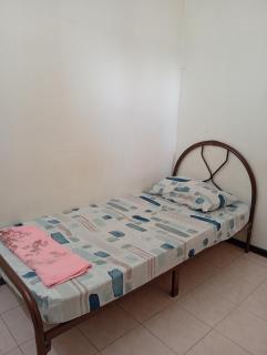 Homestay Idaman Penang with 3 Bedroom Aircond - 5