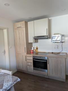 Komfort-Apartment bei Erlangen mit Parkplatz & Balkon - 1