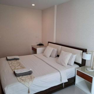 Herry Residence - 8